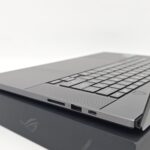 ASUS ROG Zephyrus G16 OLED, RTX 4070, Intel Ultra 9 185H, 240Hz QHD OLED Gaming Laptop - Image 4