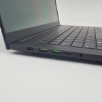 Razer Blade 16 OLED, NVIDIA RTX 5060, AMD Ryzen AI 9 365, 16GB DDR5, 3TB NVME, QHD+ 240Hz, Gaming Laptop - Image 3