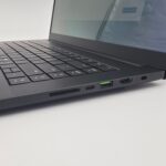 Razer Blade 16 OLED, NVIDIA RTX 5090, AMD Ryzen AI 9 HX370, 32GB DDR5, 2TB NVMe, QHD+ 240Hz, Gaming Laptop - Image 2