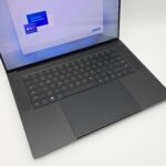 Razer Blade 16 OLED, RTX 4090, Intel i9-14900HX, 32GB DDR5, 2TB NVMe, Gaming Laptop - Image 2