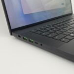 Razer Blade 16 OLED, NVIDIA RTX 4090, Intel Core i9-14900HX, 240Hz QHD+, 32GB DDR5 Gaming Laptop - Image 3