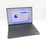 Razer Blade 16 OLED, NVIDIA RTX 5090, AMD Ryzen AI 9 HX370, 32GB RAM, QHD+ 240Hz, Gaming Laptop - Image 2