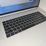 Razer Blade 18, RTX 4090, 96GB DDR5, i9-14900HX, 4TB, 4K 200Hz 18", Mercury White, New Gaming Laptop - Image 2