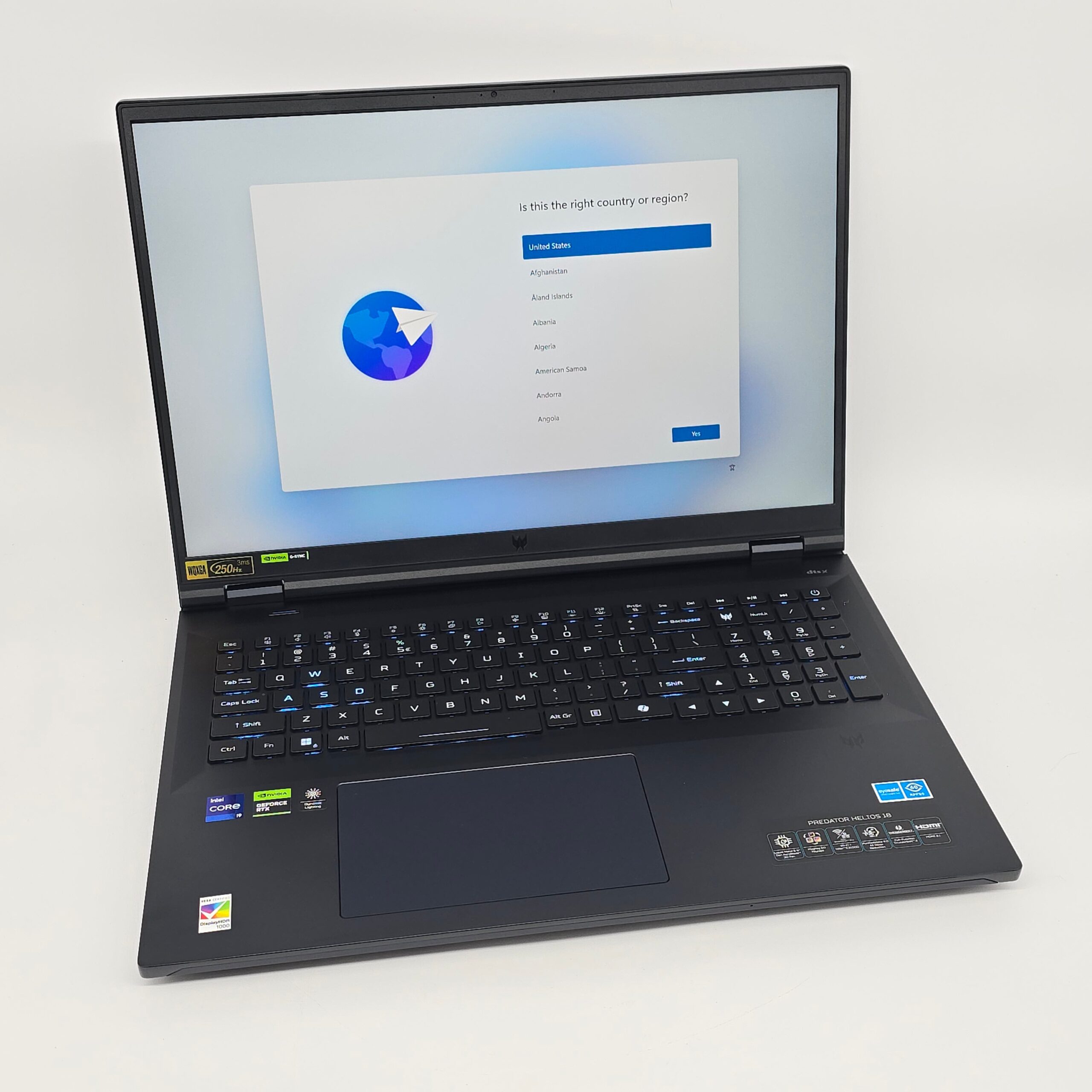 rtx-4090-acer-predator-helios-18-ph18-72-32gb-ddr5-intel-i9-14900hx-2tb-qhd-240hz.jpg Acer Predator Helios 18, RTX 4090, Intel i9-14900HX, 32GB DDR5, 240Hz QHD+ Gaming Laptop - Image 1